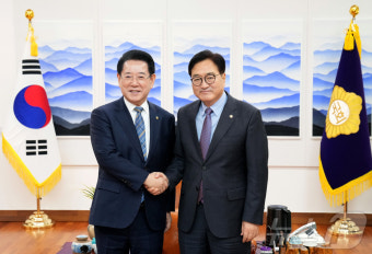 김영록 전남도지사, 우원식 국회의장 면담