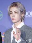 보이넥스트도어 이한, 비현실적인 비주얼