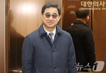 개혁신당과 간담회 향하는 박형욱 의협 비대위원장