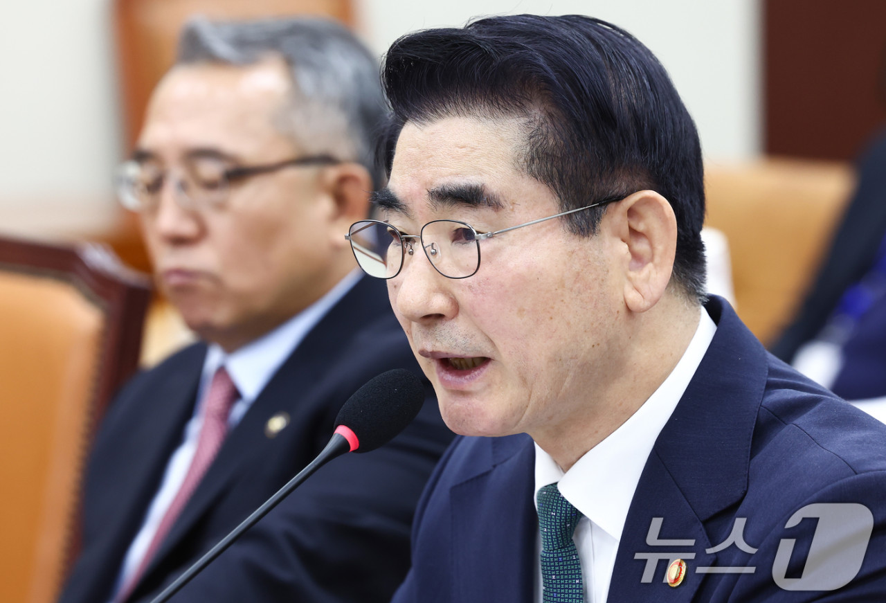 김용현, 12·3 비상계엄 사태 조사 거부…강제출석 통한 검찰 실패