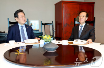 이재명 대표, 이석연 전 법제처장 회동