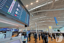 내달 3일 정식 운영 앞둔 인천공항 2터미널 확장구역