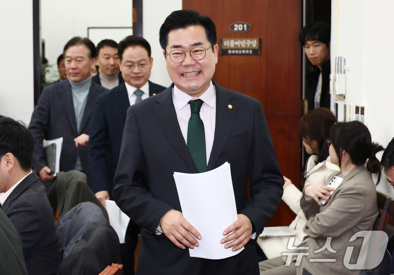 박찬대 원내대표, 노상원 수첩과 김건희 여사 사안 관련 해설…명태균 특검과 연결될 수 있다
