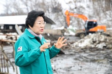 이천서 폭설로 비닐하우스·축사 419건 붕괴…재난안전대책본부 가동