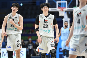 프로농구 KT, 소노 8연패 몰아넣어…선두 SK는 파죽의 8연승