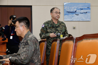 자리 향하는 곽종근 특전사령관