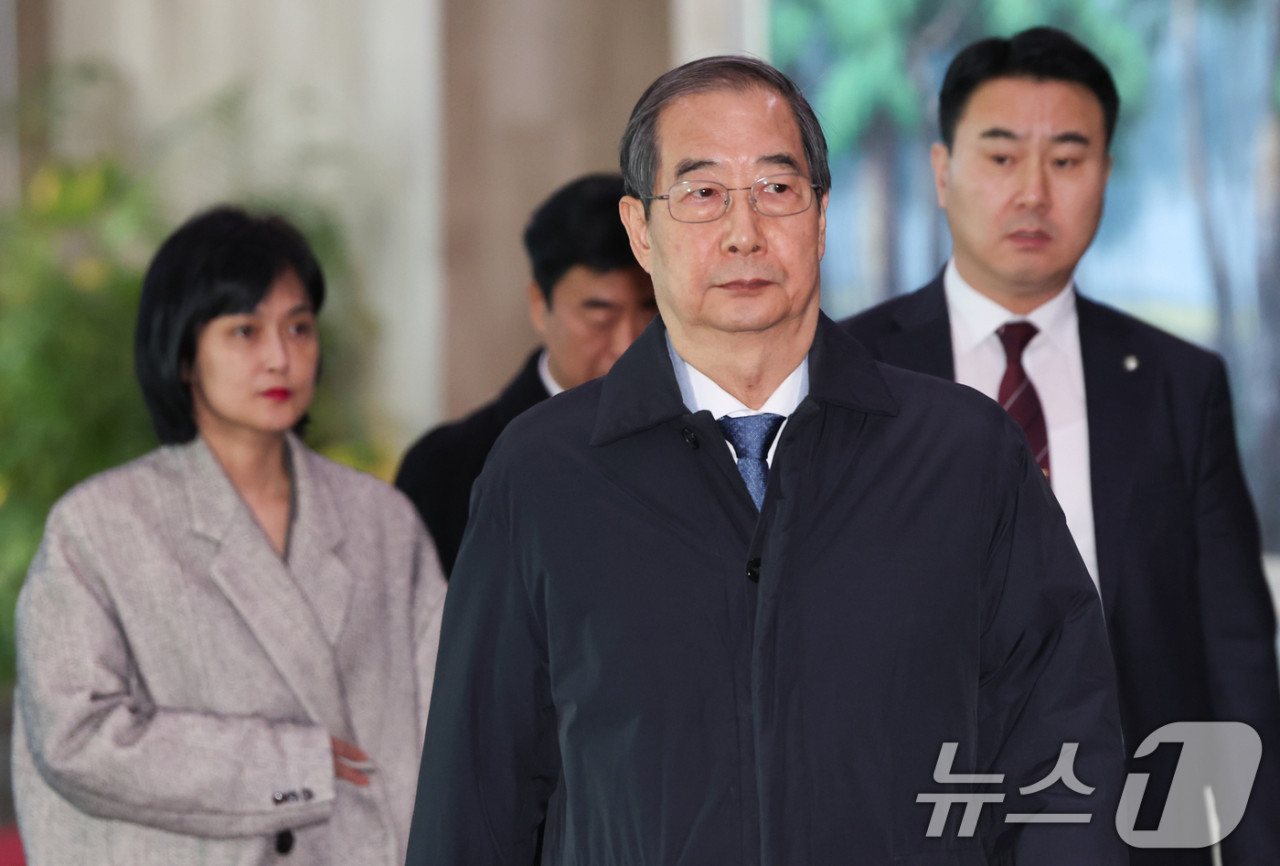 한덕수 국무총리, 12·3 비상계엄 사태 내란 혐의 조사 차징