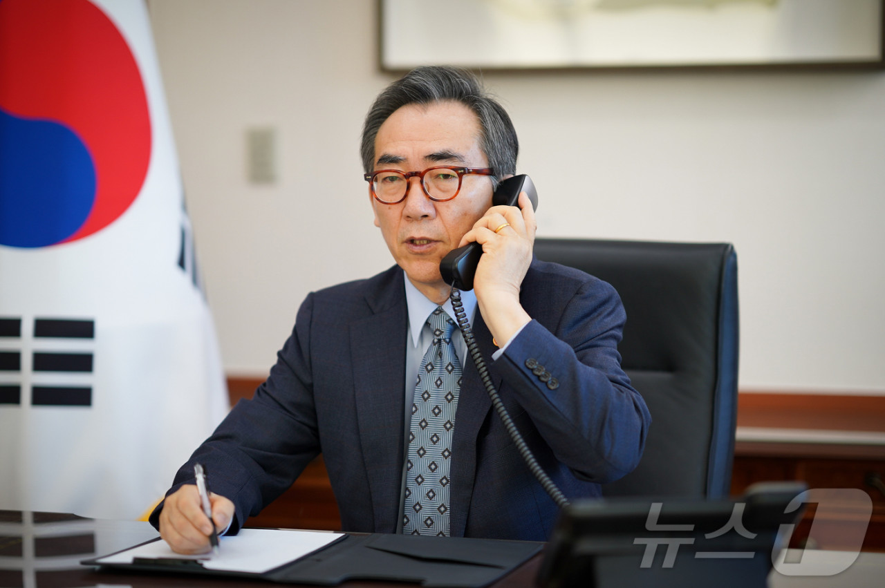 일본 외무상, 한국 방문 중 현충원 참배 후 한일 협력 강조
