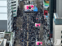전일빌딩 앞 가득 찬 광주시민들
