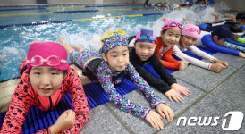내년 7월부터 헬스장·수영장 이용료 30% 소득공제…한도 300만원