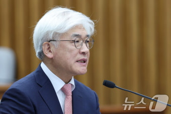 답변하는 마은혁 헌법재판관 후보자