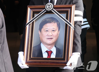 여자축구 발전을 위해 힘쓴 故 오규상 회장