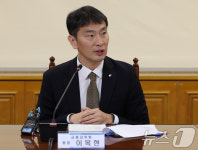 발언하는 이복현 금융감독원장