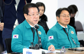 발언하는 김영록 전남도지사