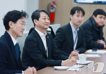대미 투자기업 애로사항 듣는 안덕근 장관