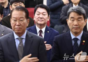 '김건희 특검법 반대·내란 특검법 찬성' 의사 밝힌 안철수 의원