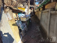 집에만 있어도 추워…춘천 판자촌 힘겨운 겨울나기