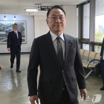 '선거법 위반 혐의' 박상돈 천안시장 파기환송심 오늘 선고