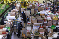 비상근무 체계 돌입한 우체국 물류센터