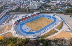 증평군, 증평종합운동장 22일부터 육상트랙 무료 개방