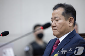 이상민 전 장관 '생각중'