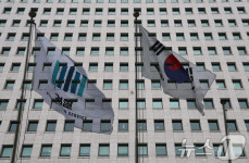 尹 직접 수사 없이 기소한 검찰…'공소청' 선례될까 우려