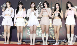 스테이씨, 3월 컴백→4월 월드 투어 돌입 확정…열일 예고