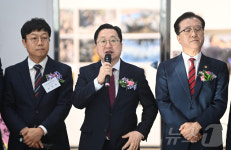 축사하는 이장우 대전시장