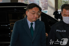 신장식 조국혁신당 의원 '국가인권위원장과의 면담 위해'