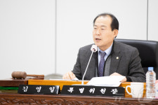 김영일 군산시의원, 전북지사와 고성 언쟁 유감 표명