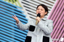 김신영, 라디오 생방서 플레이브 발언 사과 시대 흐름 읽지 못했다