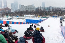 뚝섬·잠원·여의도 한강 눈썰매장 14만 명 찾았다…운영 종료
