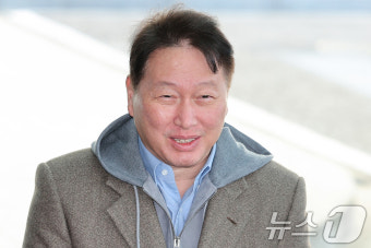 '美 관세 대응' 경제사절단 이끌고 美 가는 최태원