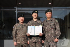 하루 7시간 주경야독…31사단 장병, 약사 국가고시 합격