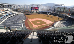 3층에서 내려다 본 대전 한화생명 볼파크