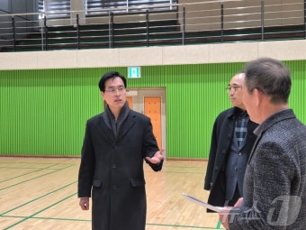 주민소환 사전 투표소 점검하는 김민재 행안부 차관보