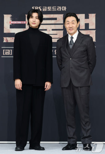 '보물섬'으로 만난 박형식과 허준호