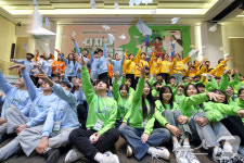 KT 디지털 디톡스 캠프 종이비행기 멀리 멀리