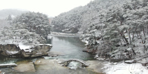 눈꽃 핀 거창 수승대