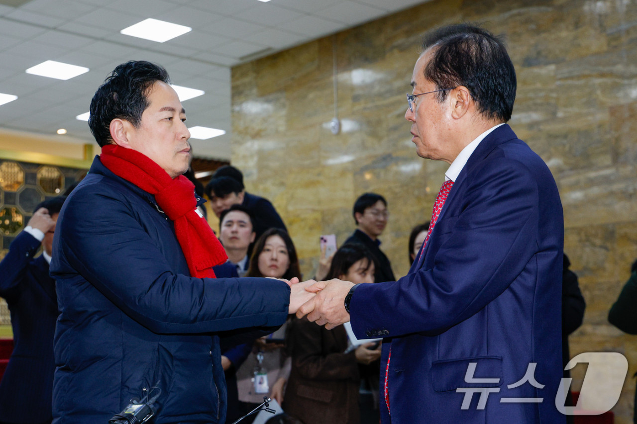 홍준표 대구시장, 한동훈-박수영에 망쳐놓고 쓸데없는 소리 강력 비판