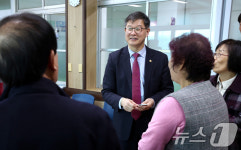석양초 석성분교 방문한 이기일 차관