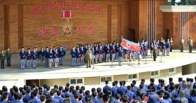 北 강원도 고교생들 입대 자원…멸적의 의지