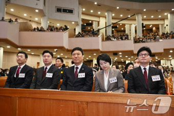 여의도순복음교회 주일 예배 찾은 한동훈
