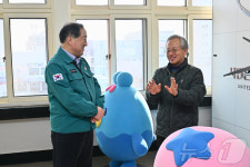 속초시, 보건소 내과 의료공백 해소 위해 서동엽 박사 초빙 진료