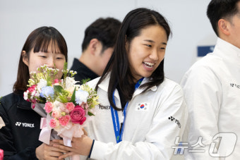 [뉴스1 PICK]'셔틀콕 여제' 안세영, 전영오픈 우승하고 금의환향
