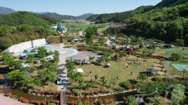 본격 봄 캠핑철…장흥댐 하류 심천 오토캠핑장으로 오세요