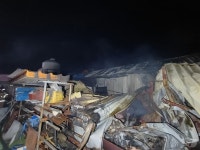 아산 영인면 돈사 불 새끼돼지 450마리 폐사…선장면선 창고 화재