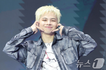 '韓 데뷔' 원 오어 에이트 