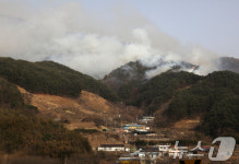지리산 천왕봉 경로 5개마을 대피령…삼장·시천면 산불 초비상(종합)