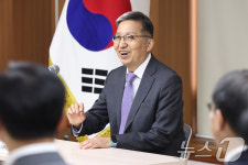 우종수 국수본장 퇴임 밝은 표정으로